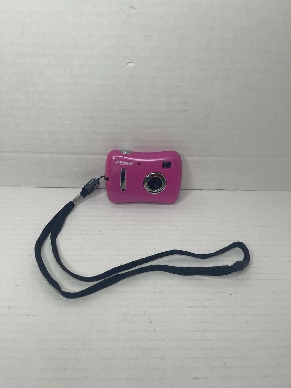 Aries ATC-0017 Y2K Digital Camera Pink Nostalgic Tested & Works!